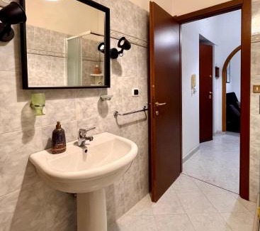 Torre Angela Apartment | Next to Tor Vergata University