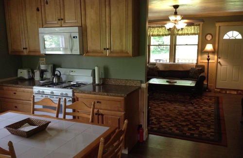 Hico Cabin | nFern Creek Cabins @ New River Gorge, Secluded, White Water, Hiking, Hot Tub.