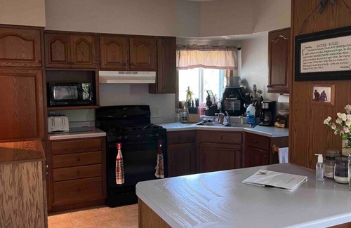 Omro House | NFL Draft Rental - 45min drive to Lambeau. 21 West to 41 North, straight shotn