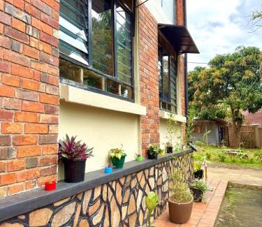 Entebbe House | Ngaali Nest