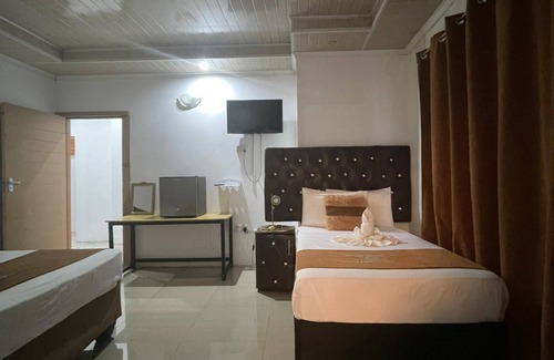 Maun Apartment | Ngami Gates : Twin Family Room