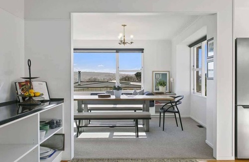 Hilltop House | Ngauruhoe House with Stunning Views