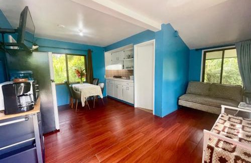 Koror Apartment | Ngermid Oasis Cozy 2 BD 1BA Home, Scenic View, Secluded, Beautiful Location