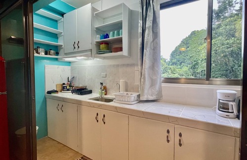 Koror Cabin | Ngermid Oasis - Large Studio With Kitchen & Scenic Views