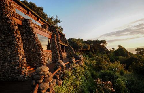 Ngorongoro Conservation Area Cabin | Ngorongoro Serena Safari Lodge