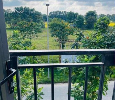 Huong Thuy Apartment | NGUYÊN CĂN -02 Phòng ngủ - SHARK HOUSE - Hue