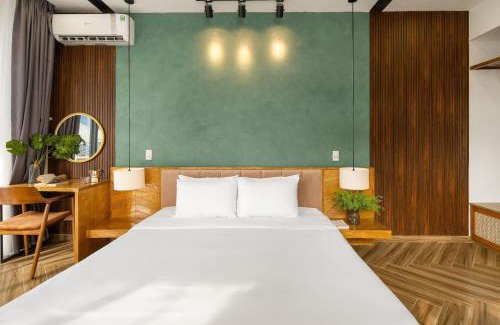 Lang Ha Apartment | Nguyen Hong Building Tháng Nam