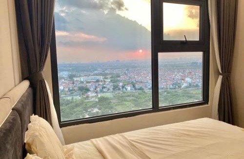 Lang Ha Apartment | Nguyen Hong Building Tháng Nam