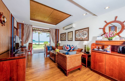 Ngwe Saung Hotel | Ngwe Saung Yacht Club & Resort