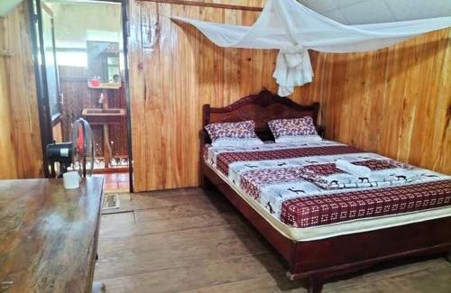 Nam Cat Tien Cabin | Nhà nghỉ độc lạ bờ sông Nam Cát Tiên