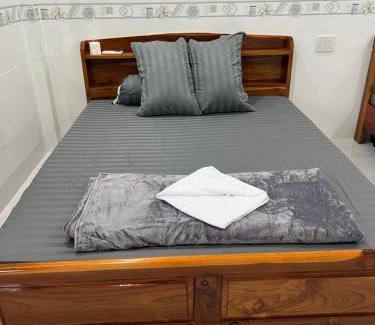 Quan Tom Apartment | Nhà Nghỉ NHẬT TIÊN