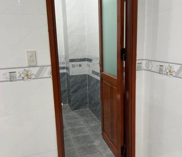Quan Tom Apartment | Nhà Nghỉ NHẬT TIÊN