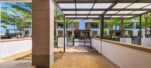 Nhon Trach House | Nhà Thô Đảo Swan Bay
