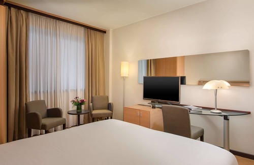 Villanova Hotel | NH Bologna Villanova