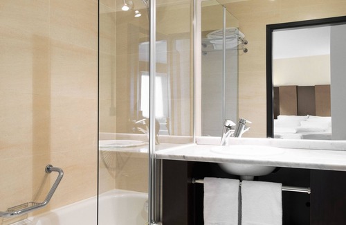 Meyrin Hotel | NH Geneva Airport