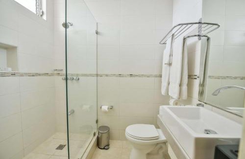 F.w.i Hotel | NH Haiti El Rancho