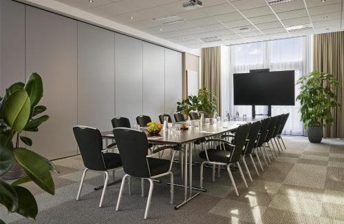 Schwechat Hotel | NH Vienna Airport Conference Center