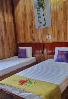 Ha Dong House | Nhà Waratah Homestay and Restaurant