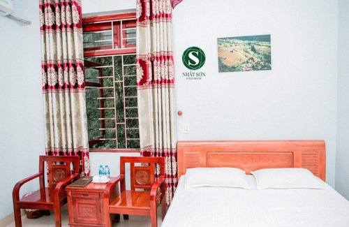 Cao Loc Bed & Breakfast | Nhat Son Guesthouse