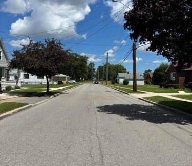 Cheektowaga House | Niagara Falls, Highmark, Buffalo Vacation House
