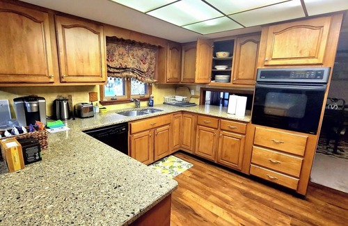 Crittenden House | Niagara Falls, Williamsville, Buffalo NY downtown Vicinity