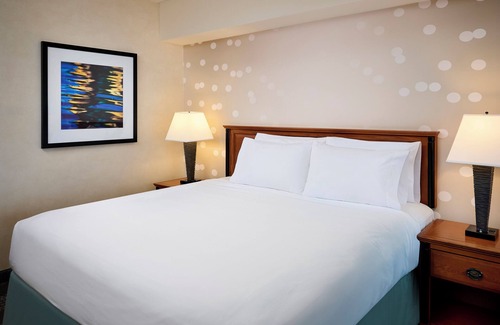 Fallsview Hotel | Niagara Fallsview Hotel & Suites