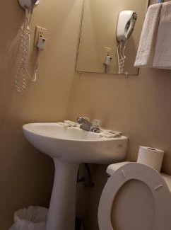 Niagara Falls Hotel | Niagara Inn
