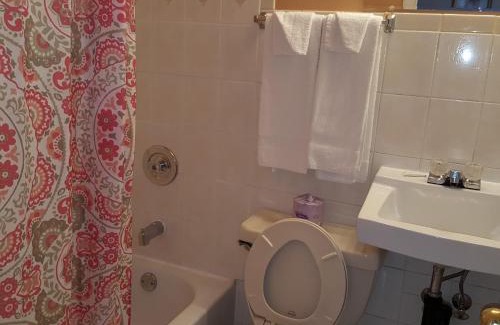 Niagara Falls Hotel | Niagara Inn & Suites