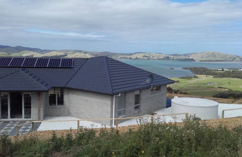 Waikawa House | Niagara Ridge Retreat Gateway to the Catlins