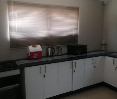 Greater Johannesburg Metropolitan Area House | Nibahle Majuba Guest House