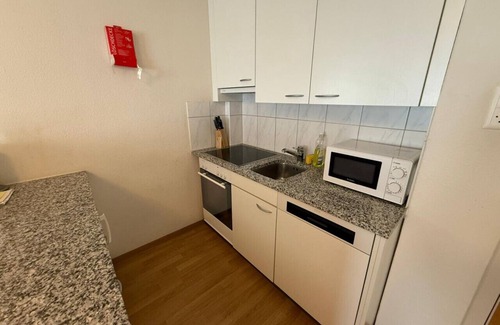 District 6 Apartment | Nice 1BR flat in the city center (Crown 3)