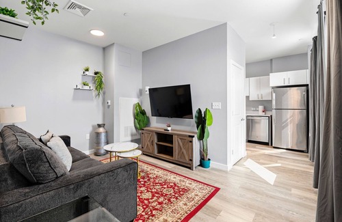 Everett Apartment | Nice 1BR Near Encore Boston 8924