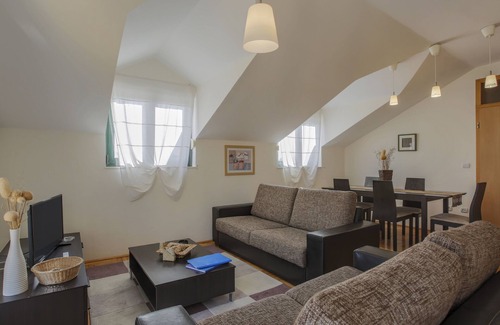 Zavala Apartment | NICE 2- BDR APARTMENT NEAR DUBROVNIK - D