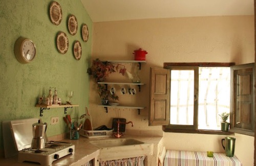 Purias Cottage | Nice 3-bedroom cottage in Purias.