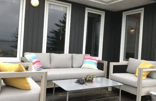 Aylesford House | Nice 4 bed 2 bath