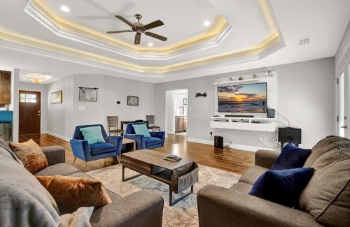Navarre House | Nice 4-Bedroom home 15 mins from the beach