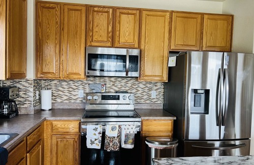 East Quincy Highlands House | Nice 4Bedroom House and Beautiful Place