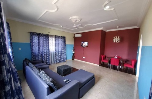 Accra Apartment | Nice & Affordable 2 Bedroom Apartment with Self Kitchen