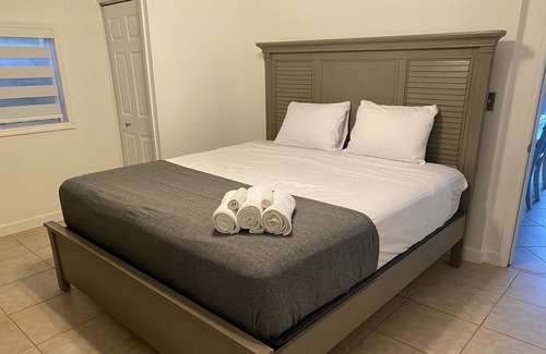 Country Walk House | Nice and Beautiful House in Miami with Heated Pool
