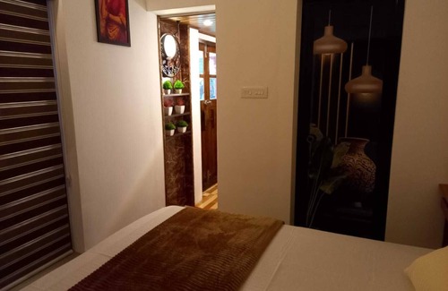 Kuzhuppilly Resort | Nice and Calm 2-bedroom homestay with WiFi, AC in pleasant Cherai beach