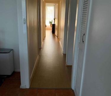 Cranbourne House | Nice and Cozy living Homestay