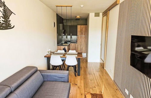 Janske Lazne Apartment | Nice apartment for 4 guests with WIFI, TV, balcony, panoramic view and parking