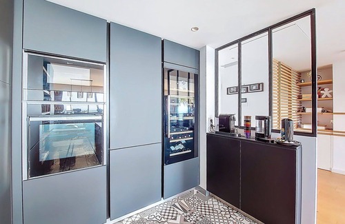 Alpes-Maritimes Apartment | Nice apartment for 4 guests with WIFI, A/C, TV, terrace and panoramic view