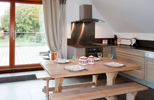 Saint-Michel-en-Greve Apartment | Nice apartment for 4 people with pool, WIFI, TV, patio and parking