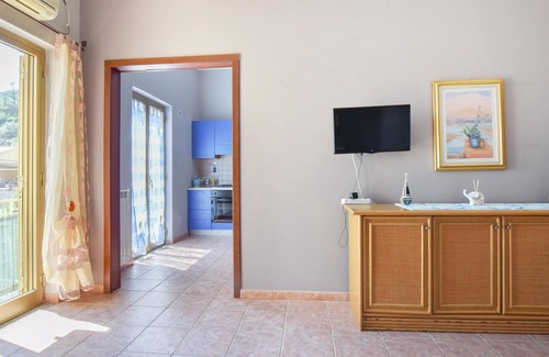 Marina di Caronia Apartment | Nice apartment in Marina di Caronia