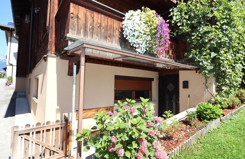 Bruck am Ziller Apartment | Nice apartment in typical Tyrolean style