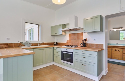 Croissanville Apartment | Nice apartment for 2 people with WIFI, terrace and parking