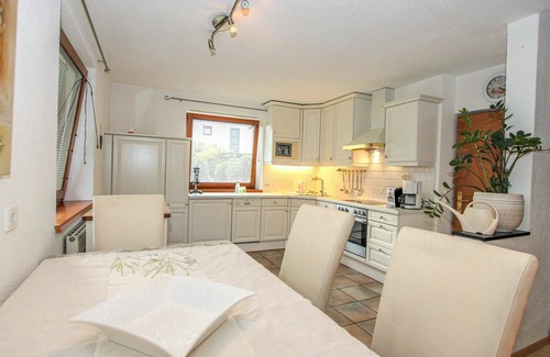 Zirl Apartment | Nice apartment for 4 guests with WIFI, TV, patio and parking