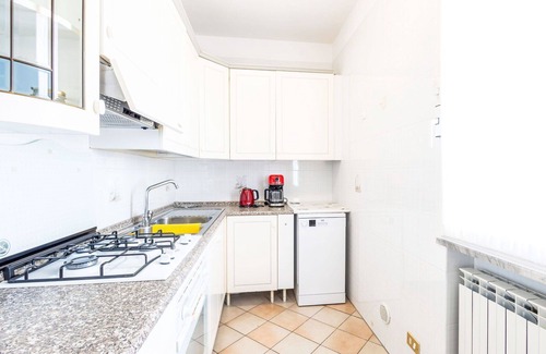 Pantai Apartment | Nice apartment for 6 guests with pool, WIFI, TV, terrace and parking