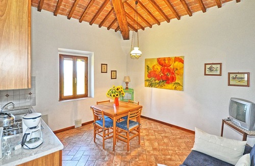 San Gimignano Apartment | Nice apartment for 2 guests with WIFI, pool, A/C, TV, patio, panoramic view and parking